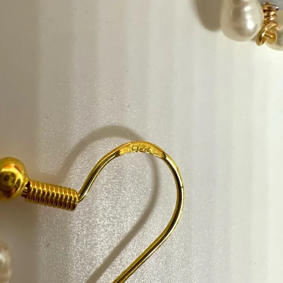 NEW⚜️Raw Aquamarine Freshwater Pearl Flower Charm Earrings - Picture 4 of 6